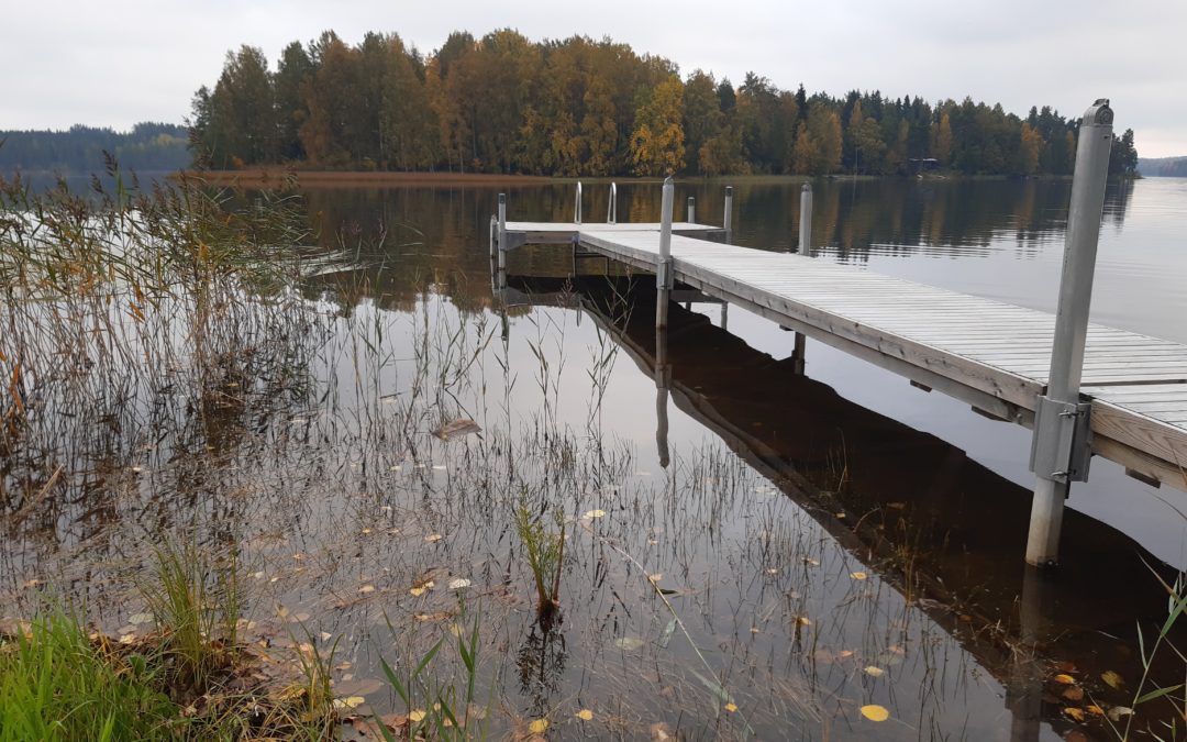 Sala- ja Ruuhijärven vedenkorkeuden nosto aiheuttaisi hyötyjä ja haittoja